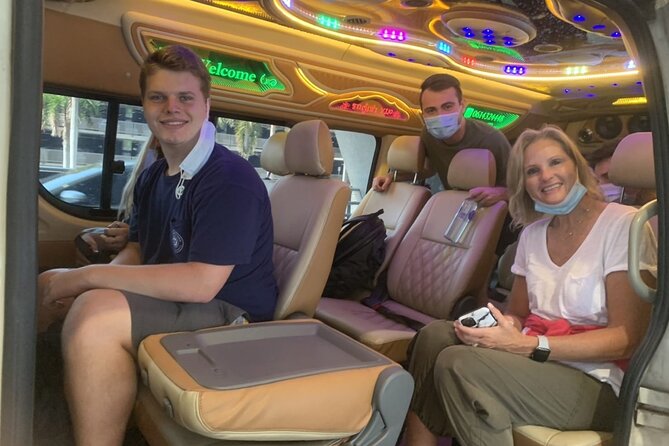 Bangkok (Suvarnabhumi) Airport Transfer - Central Bangkok Hotel - Who should book this Bangkok airport transfer