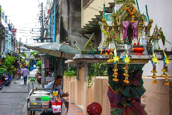 Bangkok Temples Tour - Why the private guide makes a difference