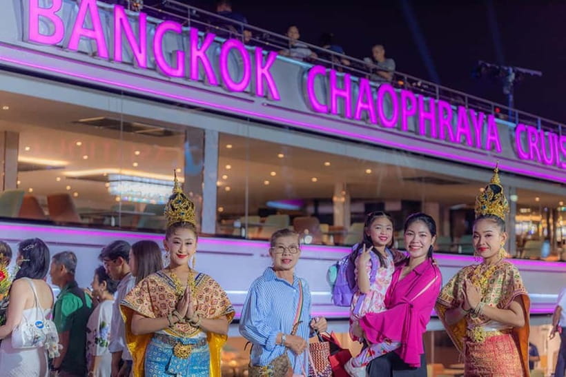 Bangkok: The Newest Luxury 5-Star Bangkok Chao Phraya Cruise - Choosing Between the Sunset and Dinner Sailings