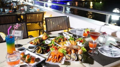 The Planet Sunset&Dinner Cruise on Chao Phraya River