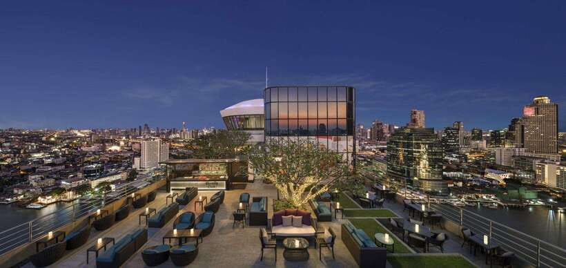 Bangkok: ThreeSixty Rooftop Bar at Millennium Hilton - Snacks that can approach a light dinner