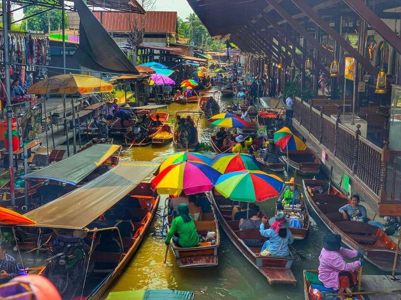 Bangkok: Train Market & Floating Market with Boat Ride - Damnoen Saduak Floating Market by traditional boat