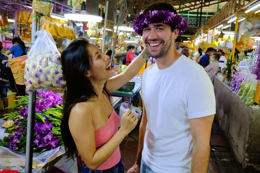 Bangkok: Tuk Tuk Adventure Chinatown Michelin Food & Temples - Choosing between one, two, and three hours