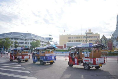 Tuk Tuk Day Pass App & Boat Chao Phraya River