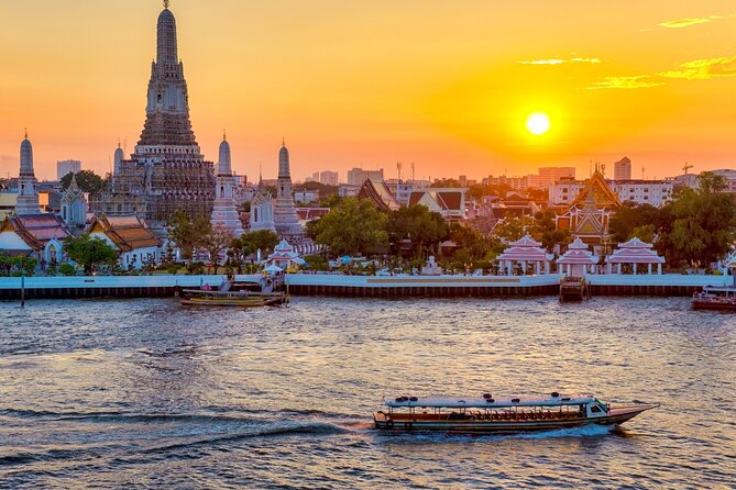 Bangkok Tuk-Tuk Tour by Night with Chinatown Street Food Meal - The Giant Swing and Bangkok’s Old Town