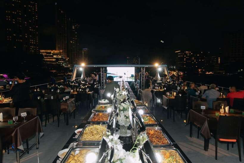 Bangkok: Unicorn Chao Phraya River Dinner Cruise - Asiatique and the changing riverfront