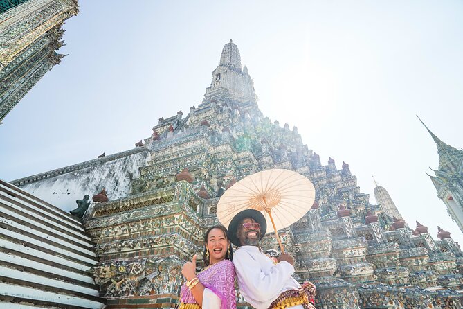 Bangkok Wat Pho and Flower Market Historical Walking Tour - Crossing the river by boat