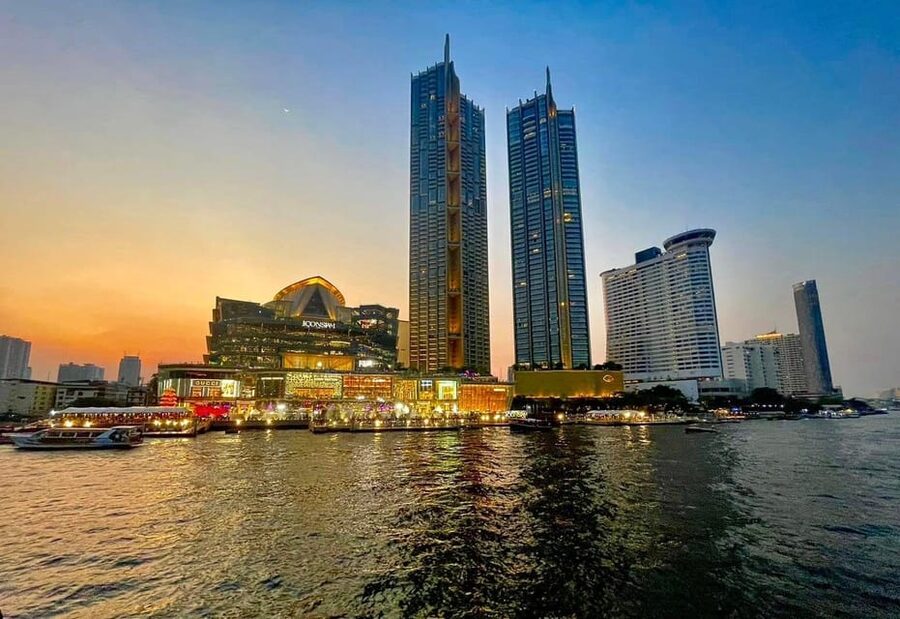 Bangkok with a Private Car and Driver Customizable Tours - The six-hour route: Bangkok’s strongest short temple circuit