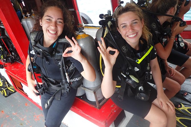 Become certified diver in 3 days - PADI Open Water Diver course on Koh Tao - What the $375.70 price includes