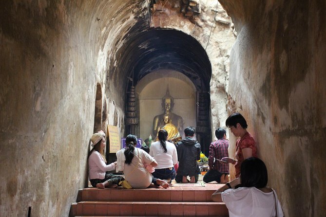 Best seller!! Amazing Night tour, Doi Suthep + Wat umong - Top Must visit! - Timing, crowds, and the sunset question