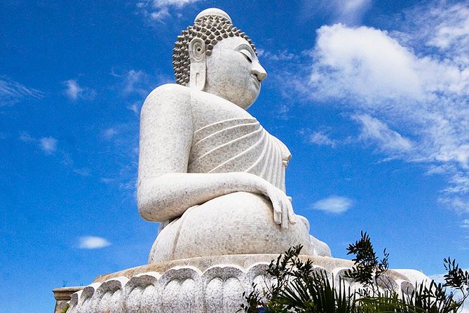 Big Buddha Jungle Trekking and Temple tour with Lunch - The jungle climb is short, steep, and worth taking seriously