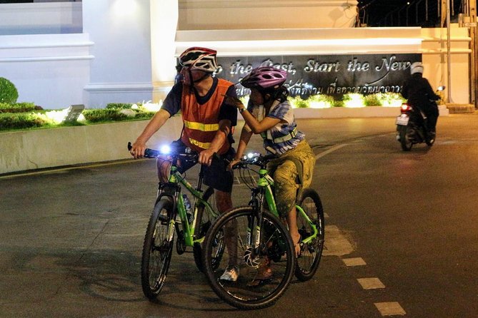 Bike Bangkok at Night with Thai Dinner - Starting at Itsaraphap and getting fitted out