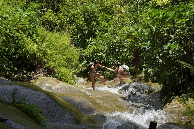 Bua Tong Waterfall Adventure& Huge Cave included Thai Buffet Tour - The short visit to Bua Tong Cave