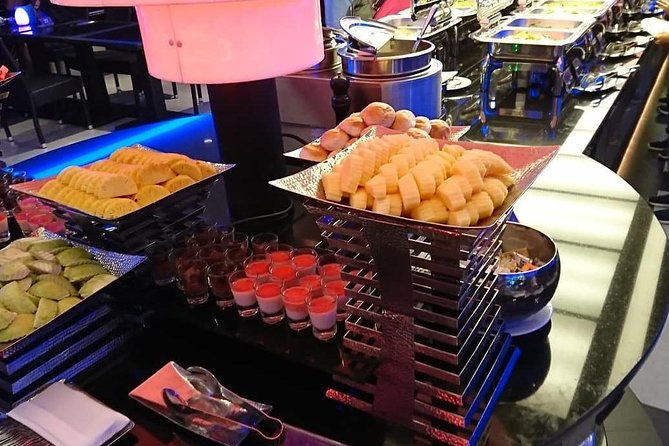 Chao Phraya River Dinner Cruise - Buffet dinner at a mid-range price