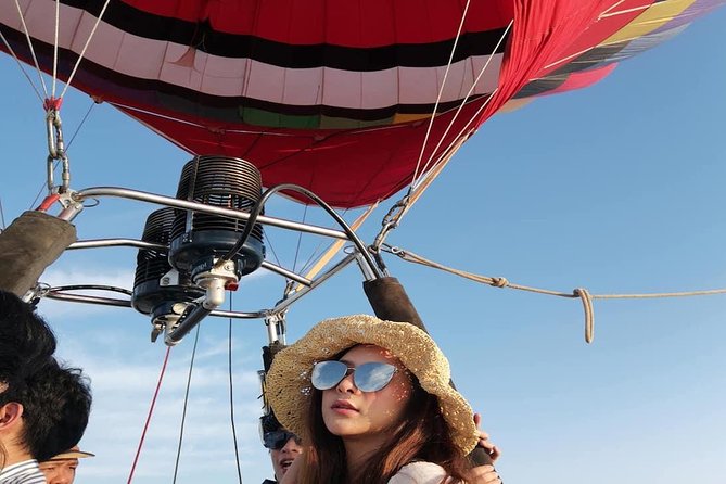 Chiang Mai Balloon Adventure: Classic Basket Balloon Ride - Landing, gardens, and the champagne celebration
