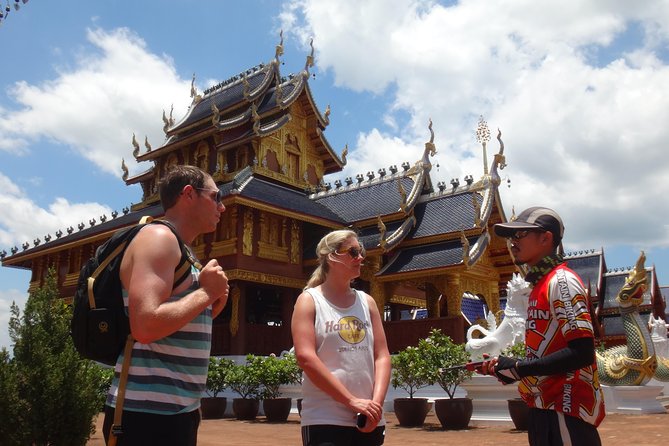 Chiang Mai Biking & River Kayak : Gentle Thrills in a Lush Valley - Wat Ban Den gives the morning a strong start