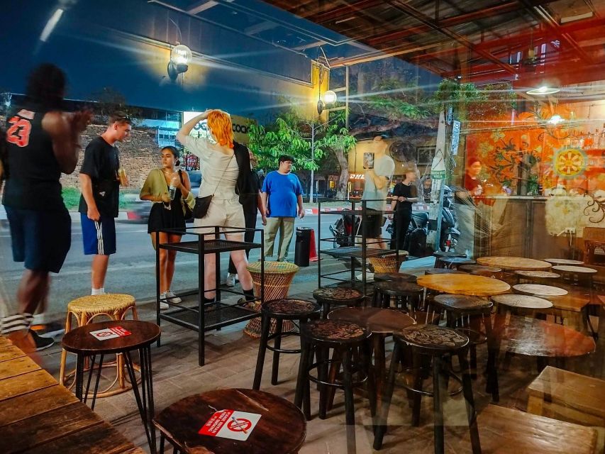 Chiang Mai: Chiang Mai Bar Hopping Guided Night Tour - The Riverside Bar and the optional extra stops