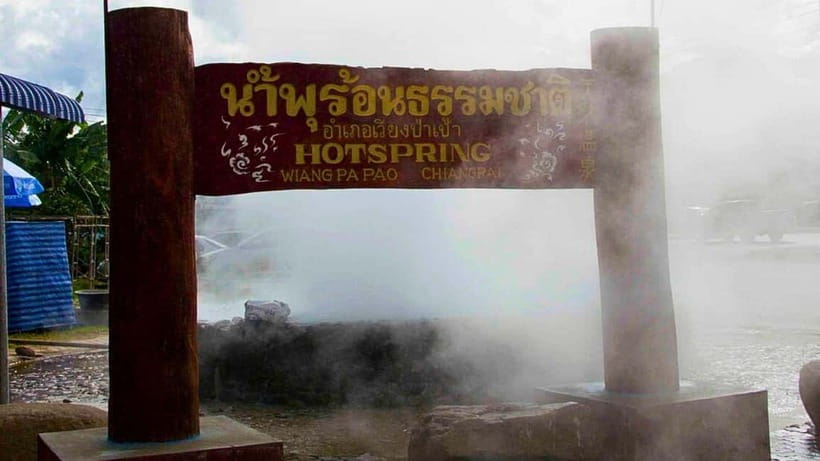 Chiang Mai: Chiang Rai Temples, Golden Triangle & Boat Tour - Wat Rong Suea Ten, the Blue Temple