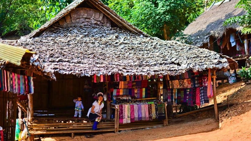Chiang Mai: Chiang Rai Temples, Golden Triangle & Boat Tour - The Golden Triangle and Mekong boat ride