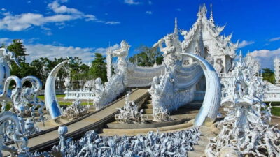 Chiang Rai White, Blue & Black Temples Day Tour