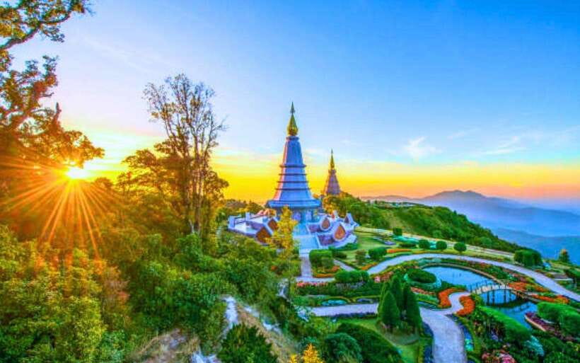 Chiang Mai: Doi Inthanon National Park Sightseeing Only - Hotel pickup and the long mountain road