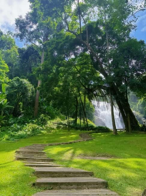 Chiang Mai Doi Inthanon Park Waterfall Pure Sightseeing Tour - Why Doi Inthanon makes a worthwhile day from Chiang Mai