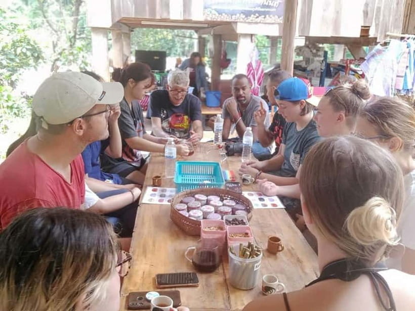 Chiang Mai Doi Inthanon Park Waterfall Pure Sightseeing Tour - The Hmong Hill Tribe Market and highland produce
