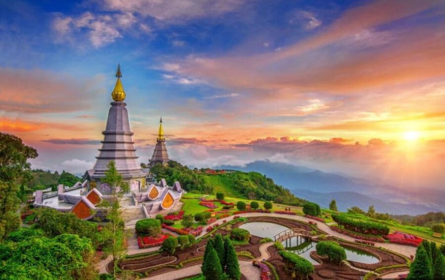 Chiang Mai: Doi Inthanon Park with Kew Mae Pan Hike Day Trip - Wachirathan Waterfall Ends the Sightseeing