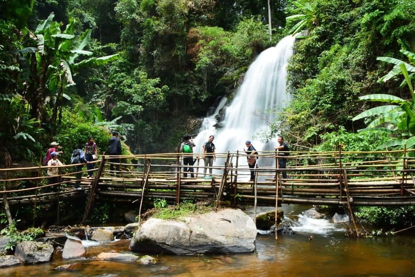 Chiang Mai: Doi Inthanon Trip with Pha Dok Siew Guided Trek - Meeting the Karen community at Ban Mae Klang Luang