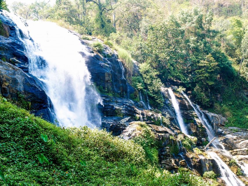 Chiang Mai: Doi Inthanon, Waterfalls, & Tribal Villages Tour - Guides can turn a standard tour into a good one