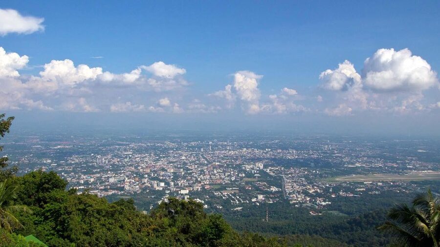Chiang Mai: Doi Suthep and Hmong Village Half-Day Tour - Wat Phra That Doi Suthep and the 306-step choice