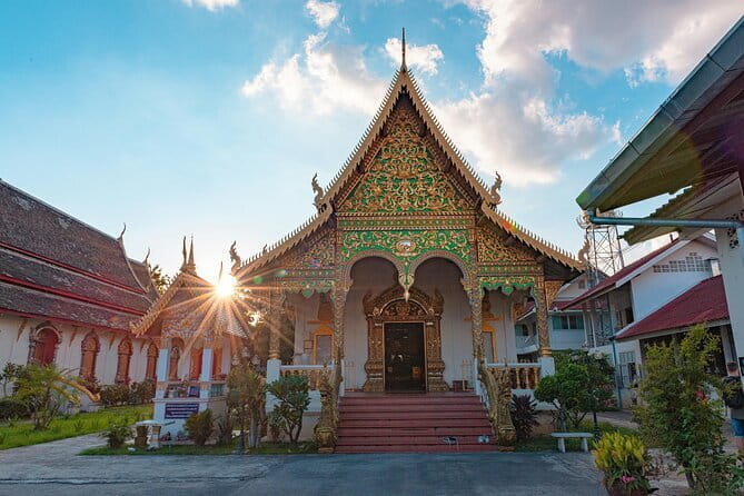 Chiang Mai - Doi Suthep Temple and Street Food Tour - Who will get the most from this tour