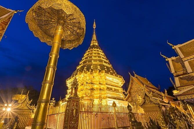 Chiang Mai Doi Suthep Temple and Wat Pha Lat Hike - Reaching Doi Suthep and the dragon staircase