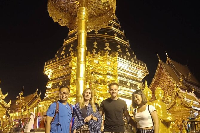 Chiang Mai - Doi Suthep Temple & Wat Pha Lat Hike - Riding Chiang Mai’s red songthaew up Doi Suthep