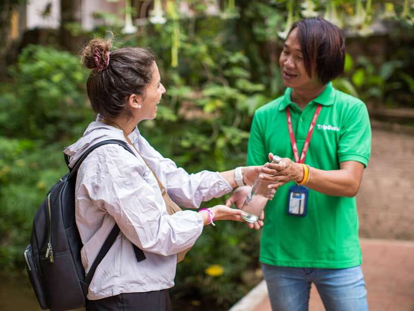 Chiang Mai: Doi Suthep, Wat Umong, and Pha Lat Sunrise Tour - Transport, group size, and timing