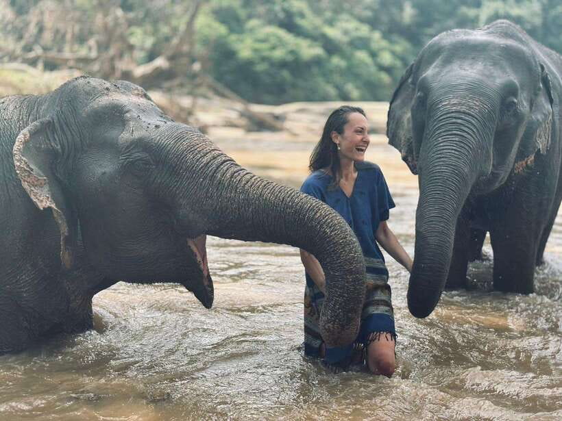 Chiang Mai: Elephant Sanctuary, Long Neck & Sticky Waterfall - What to expect at the Long Neck village