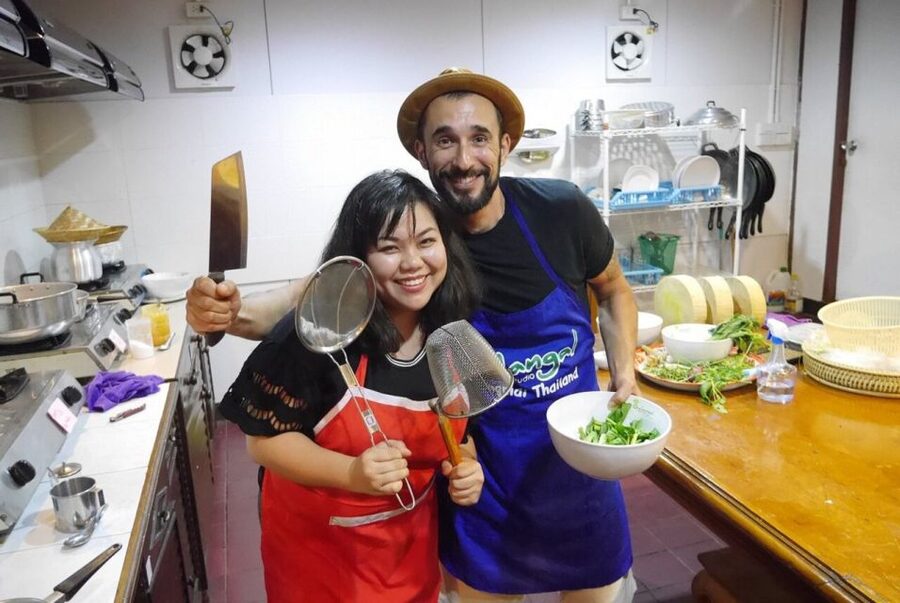 Chiang Mai: Evening Cooking Class and Local Market Visit - A market visit that explains the shopping list