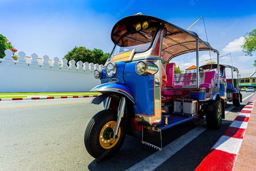 Chiang Mai: Exploration of Old City by Private Tuk-Tuk - Wat Phra Singh’s Lanna details
