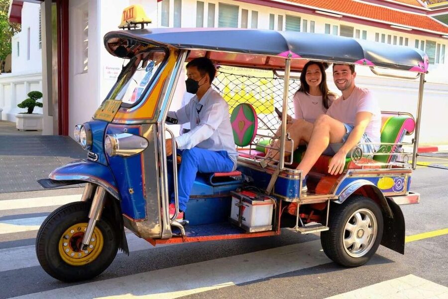 Chiang Mai: Exploration of Old City by Private Tuk-Tuk - Tha Phae Gate and Chiang Mai’s old walls