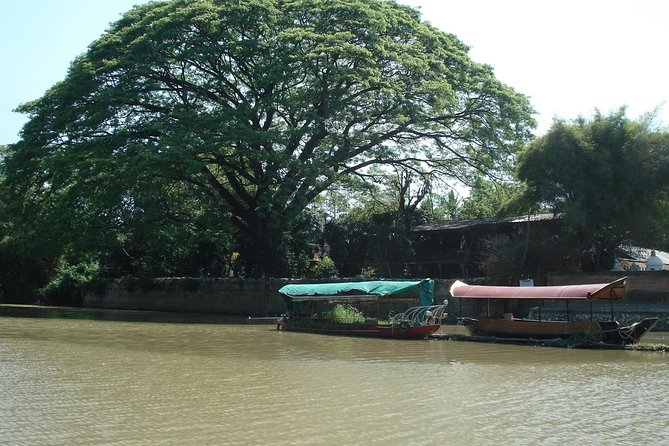 Chiang Mai Farm Life & Khao Soy Tasting on a Half-Day Boat Tour - A 45-minute look at Chiang Mai from the Mae Ping
