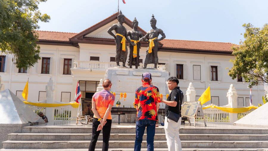 Chiang Mai: Historical and Culture Exploration Walking Tour - Choosing the best departure time