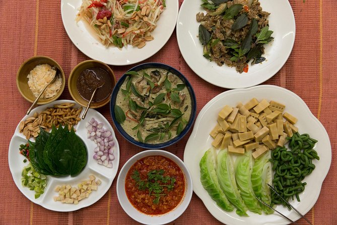 Chiang Mai Home Cooking Class with Garden Tour & Hotel Transfers - Timing, weather, and booking practicalities
