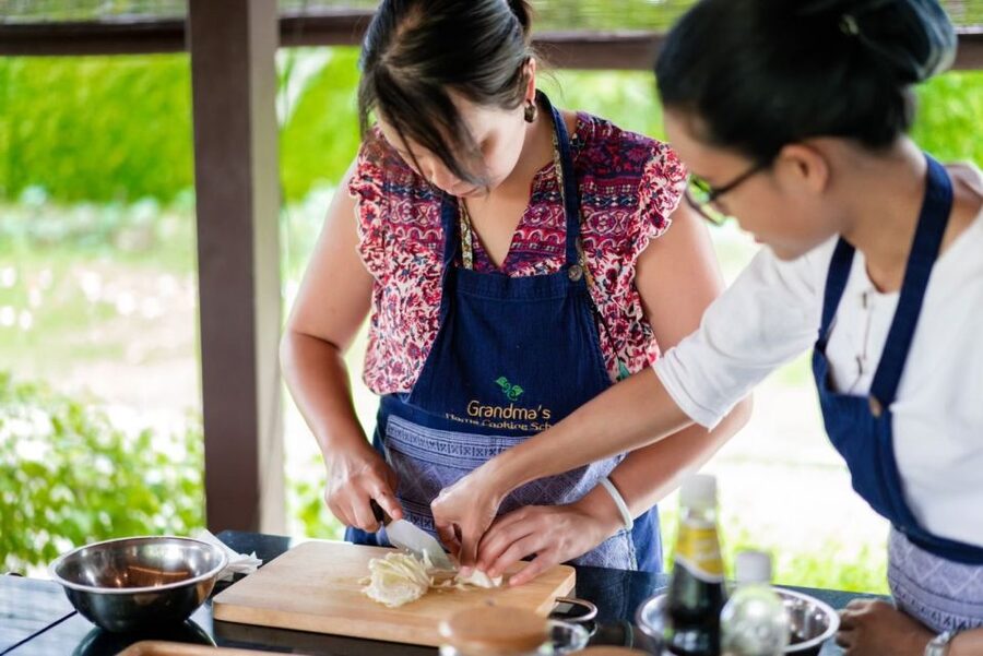 Chiang Mai: Local Northern Thai Cooking Class at Grandma's - The most memorable work happens by hand