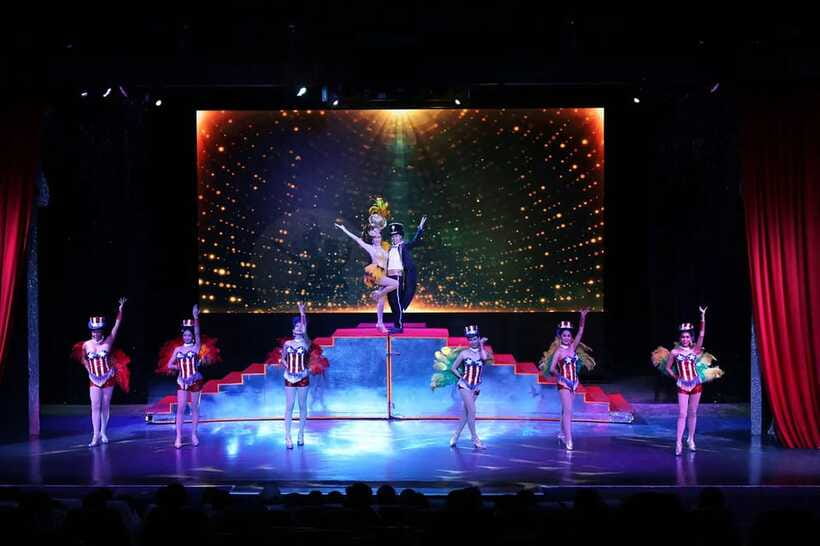Chiang Mai: Miracle Cabaret Show - The theater, seats, and production quality