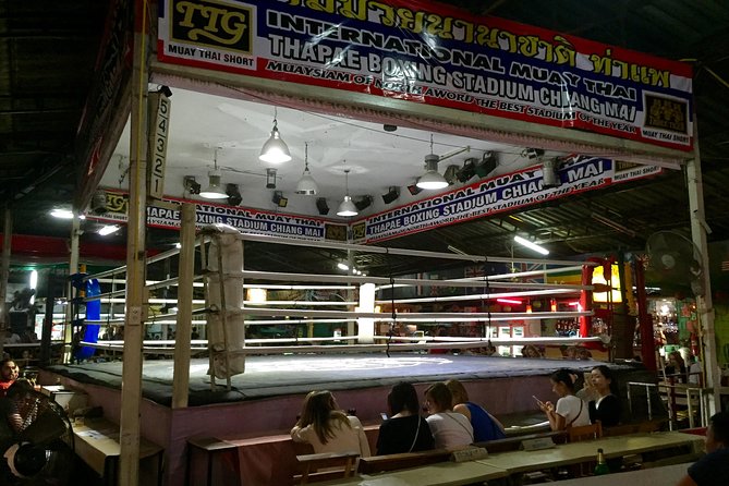 Chiang Mai Muay Thai Boxing Live at Thapae Stadium - The atmosphere, snacks, and practical comfort