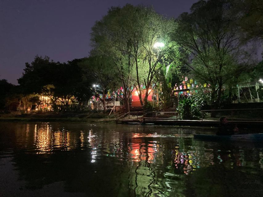 Chiang Mai: Ping River Night Kayaking into City Center - Best time, clothing, and useful preparation