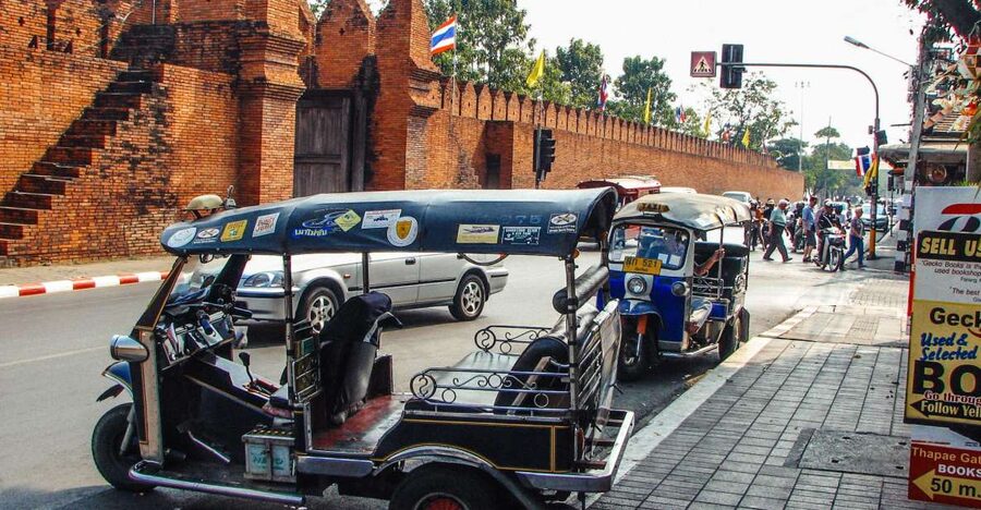 Chiang Mai: Private Tuk Tuk Tour of City Temples With Pickup - Why a tuk tuk works well for Chiang Mai’s Old City