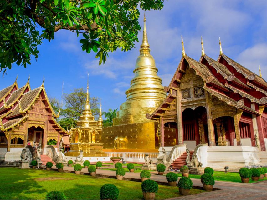 Chiang Mai: Private Tuk Tuk Tour of City Temples With Pickup - The Three Kings Monument and Chiang Mai’s founding story