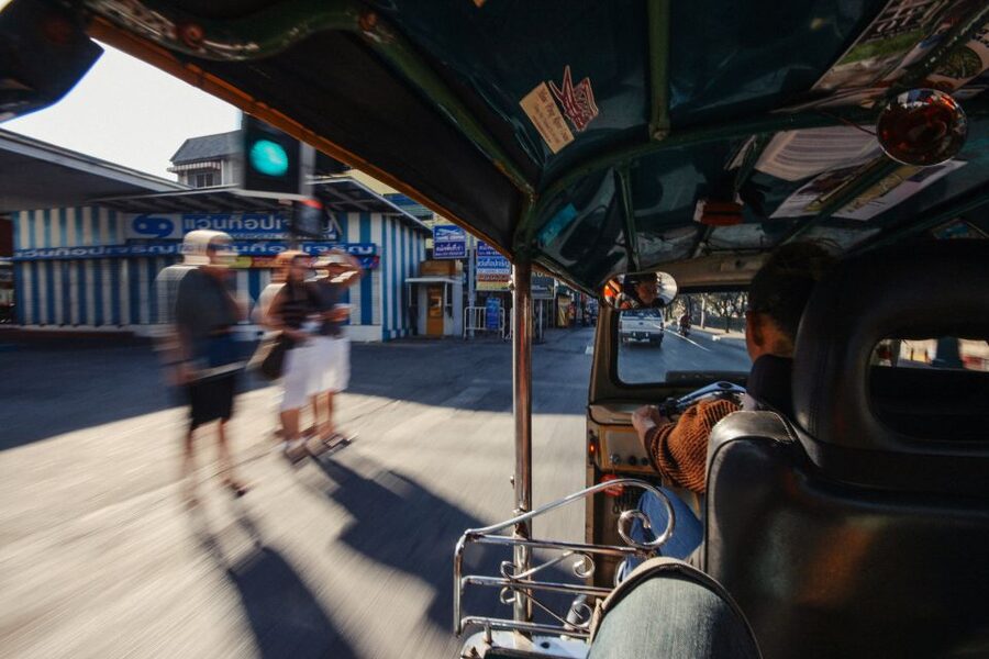Chiang Mai: Private Tuk Tuk Tour of City Temples With Pickup - Wat Sri Suphan, the Silver Temple