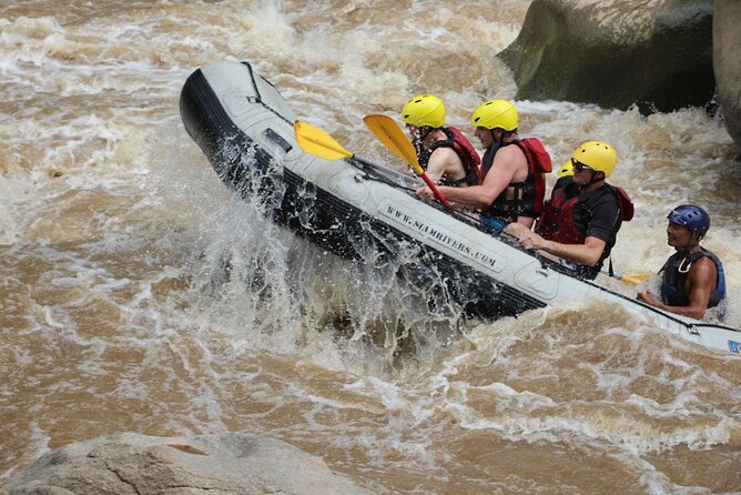 Chiang Mai Rafting in Mae Taeng River with Thai Buffet - The main rafting run, from calm water to hard rapids